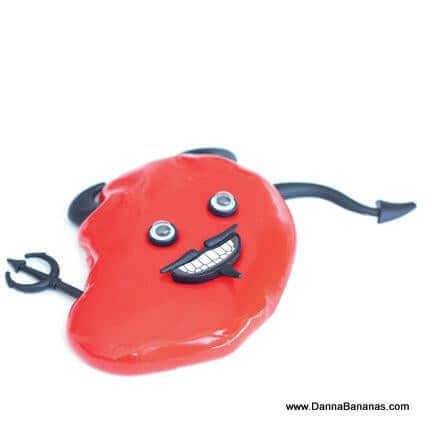 Melting Devil Kit – spooky DIY Halloween decoration