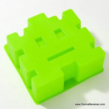 Retro Arcade Cake Mould